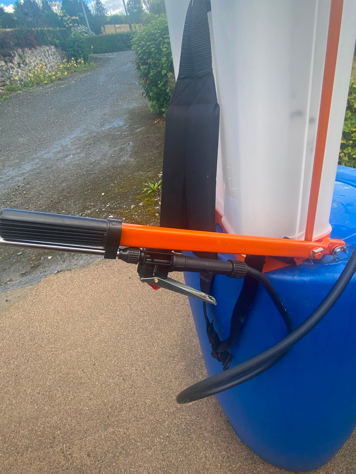 16L Heavy Duty Knapsack Sprayer | Viton Seals, 3 Nozzles & Chemical Agitator - The Puzzle Seed Company